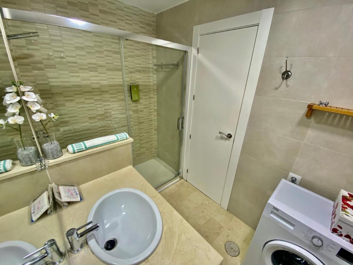 Apartamentos Turisticos Castillo Del Vigia Torremolinos Esterno foto