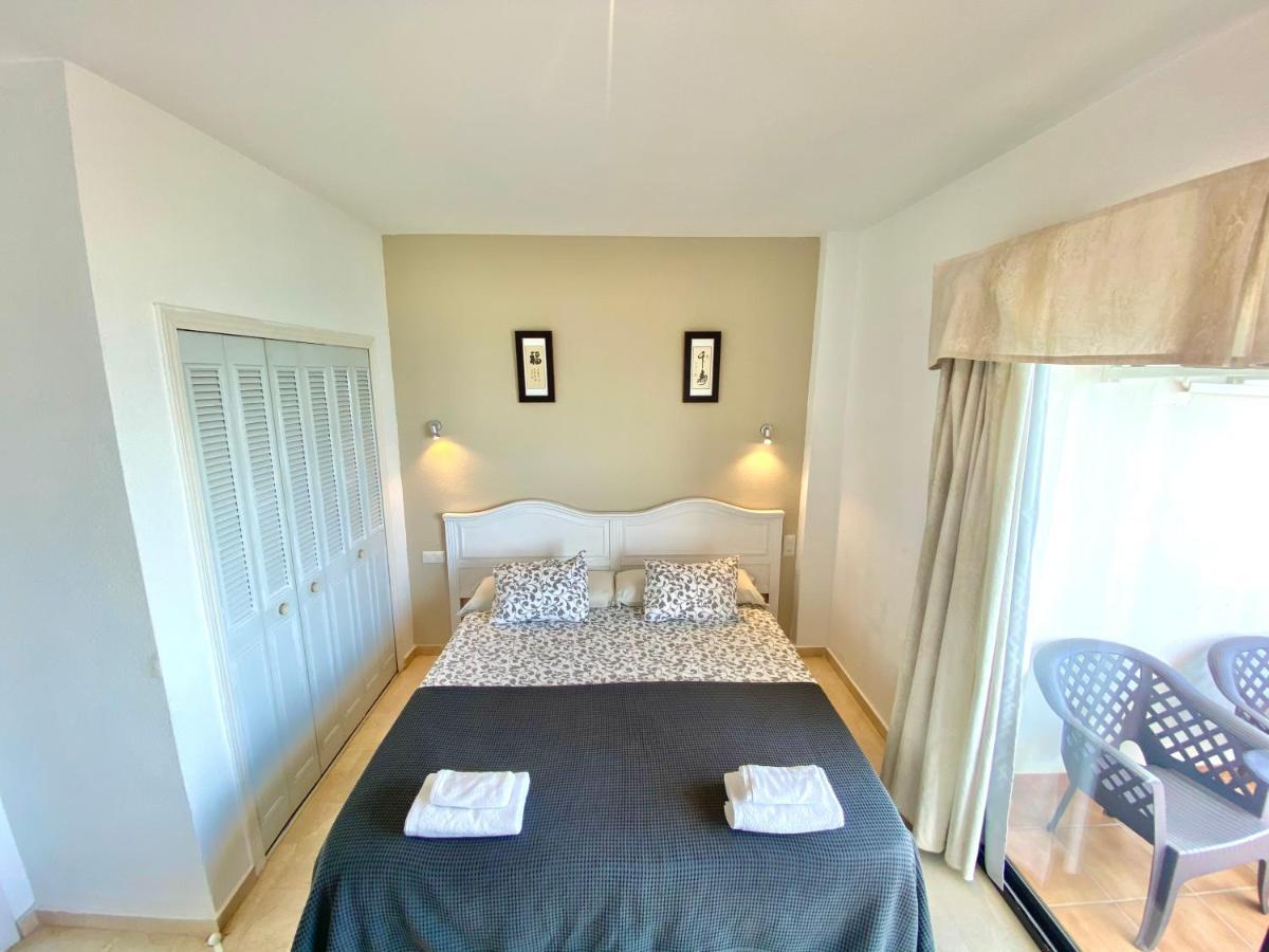 Apartamentos Turisticos Castillo Del Vigia Torremolinos Esterno foto