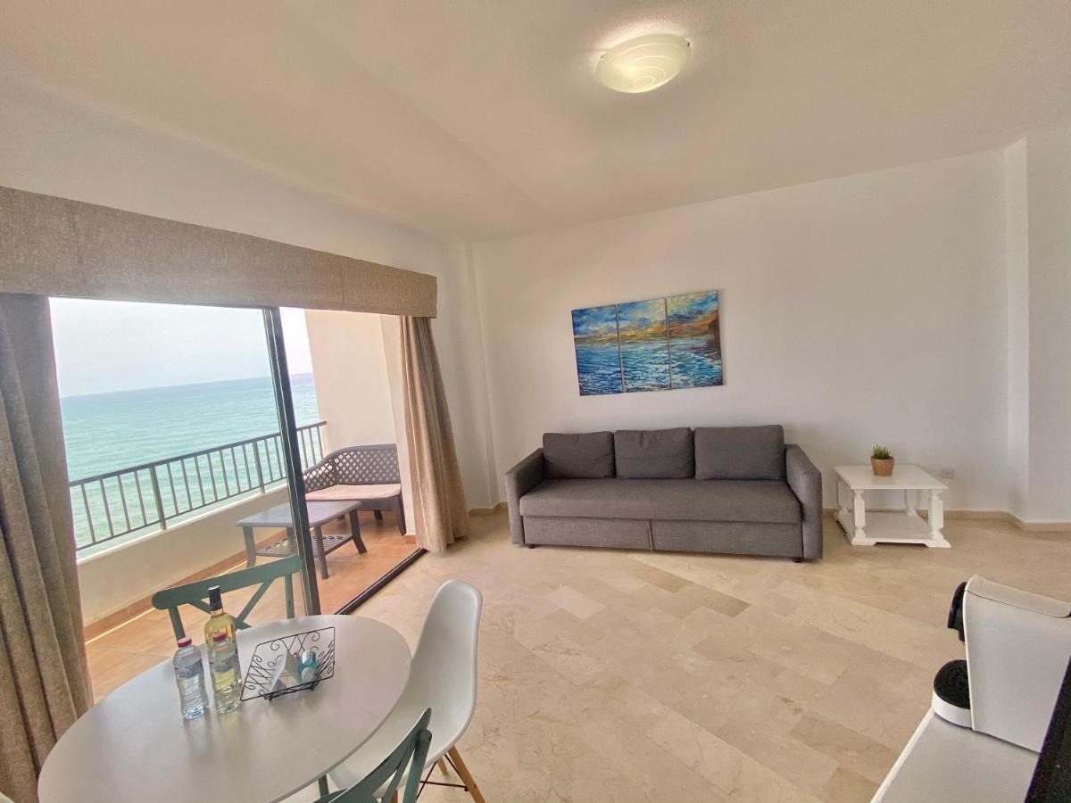 Apartamentos Turisticos Castillo Del Vigia Torremolinos Esterno foto